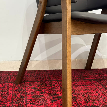ELIZABETH - Modern Wooden Dining Chair with Cushioned Seat