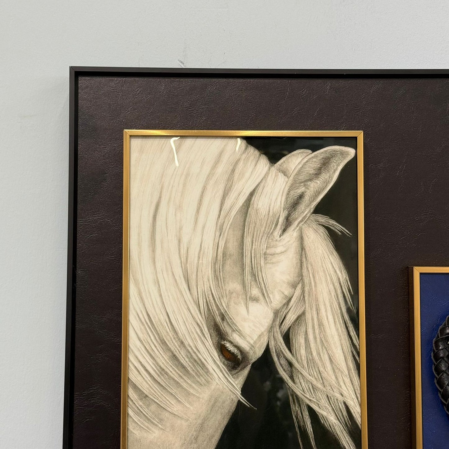 Elegant 3D Horse Wall Decor – Textured Artistic Panel