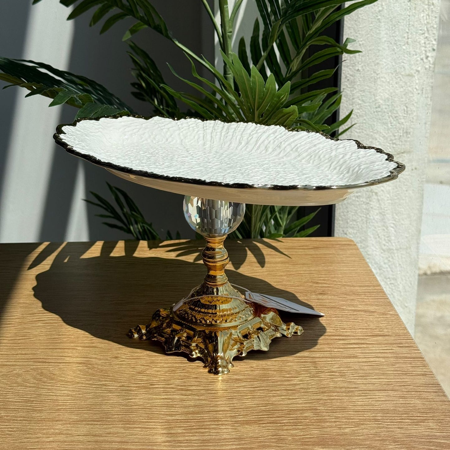 Elegant Luxury Serving Plates with Pedestal Base