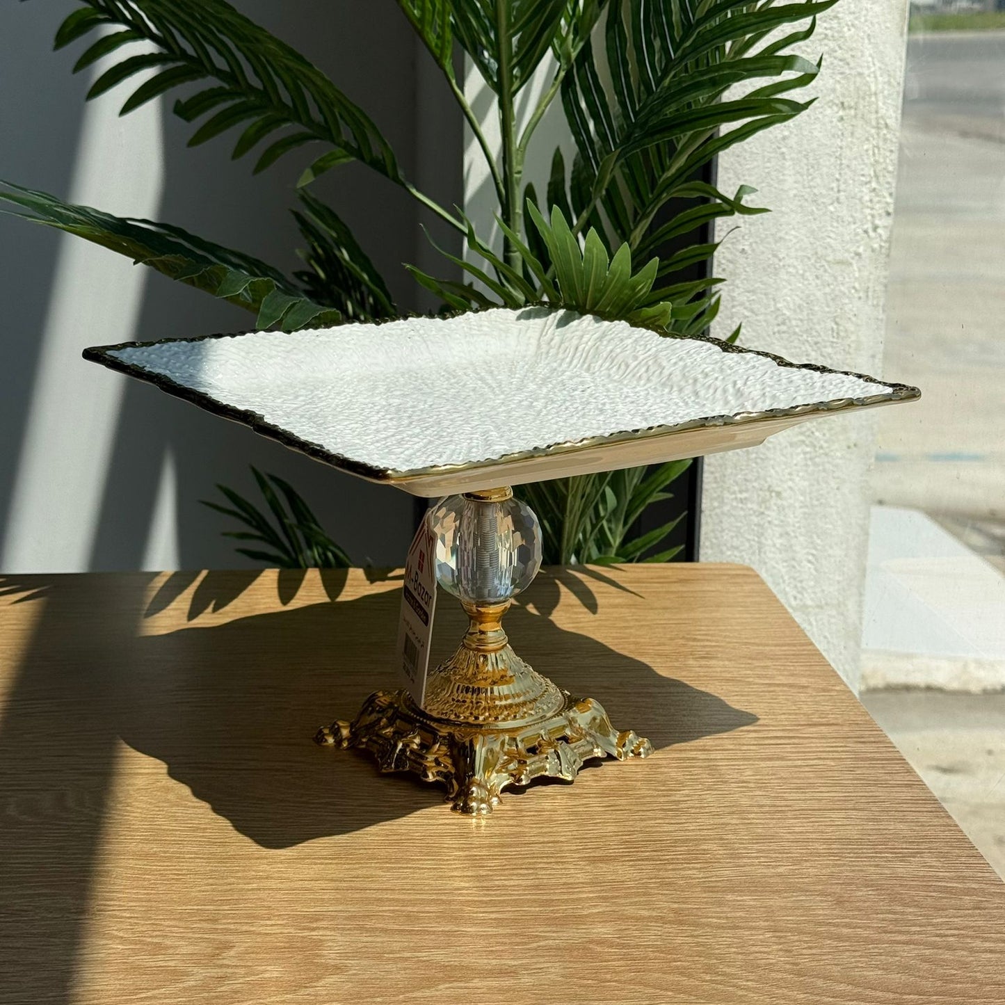 Elegant Luxury Serving Plates with Pedestal Base