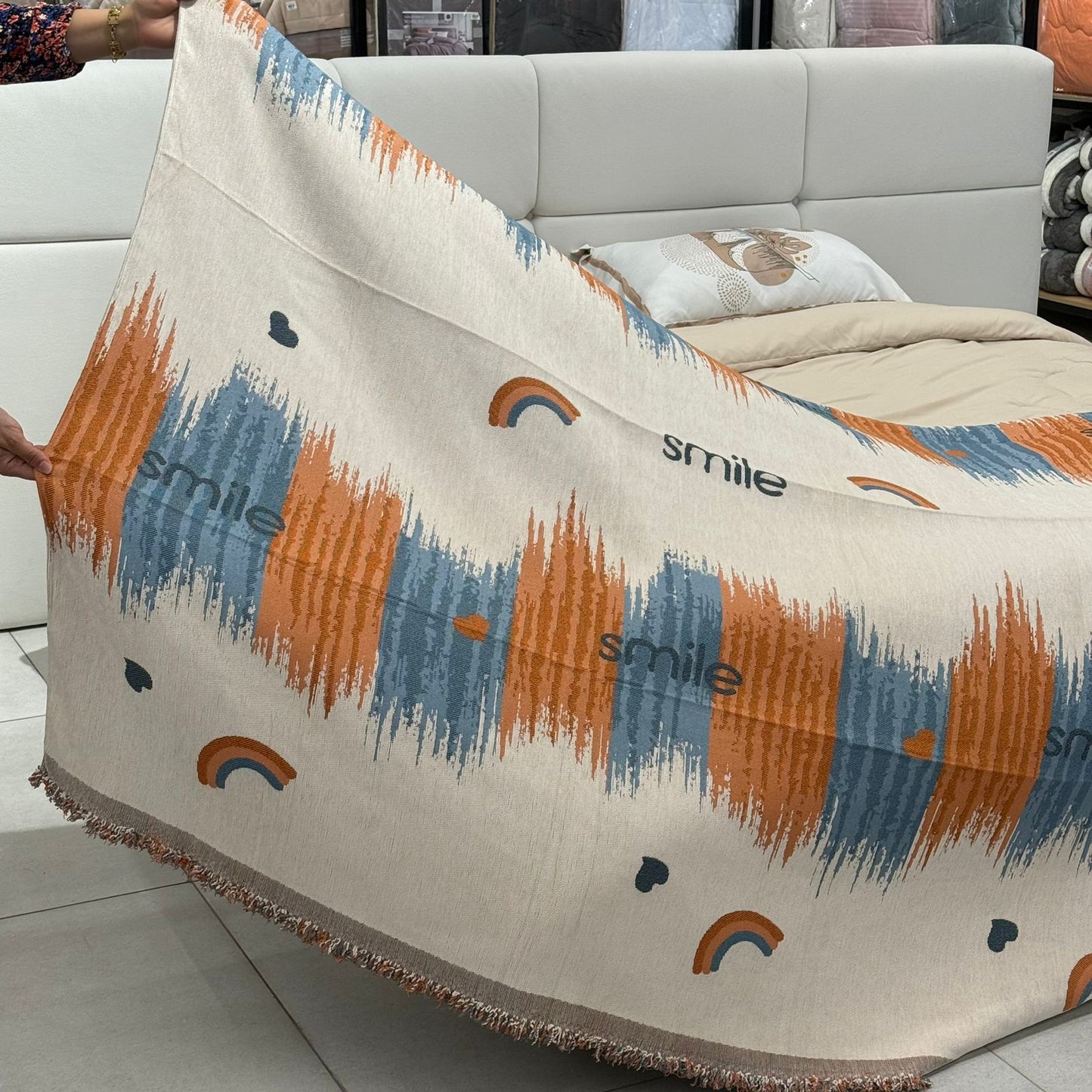 Modern Abstract Throw Blanket for Bed, Sofa & Floor Seating