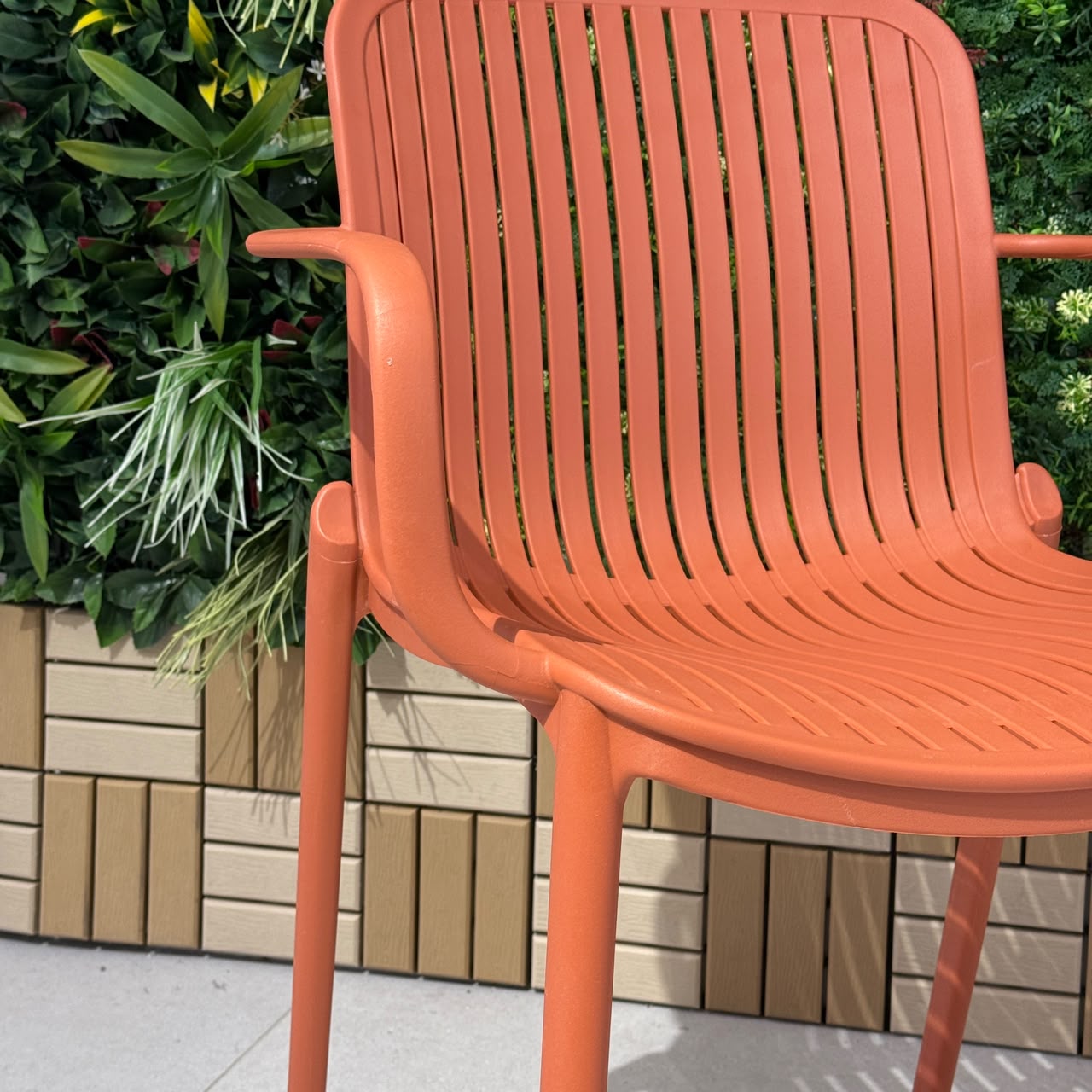 Arden DK-011F – Modern Outdoor Armchair