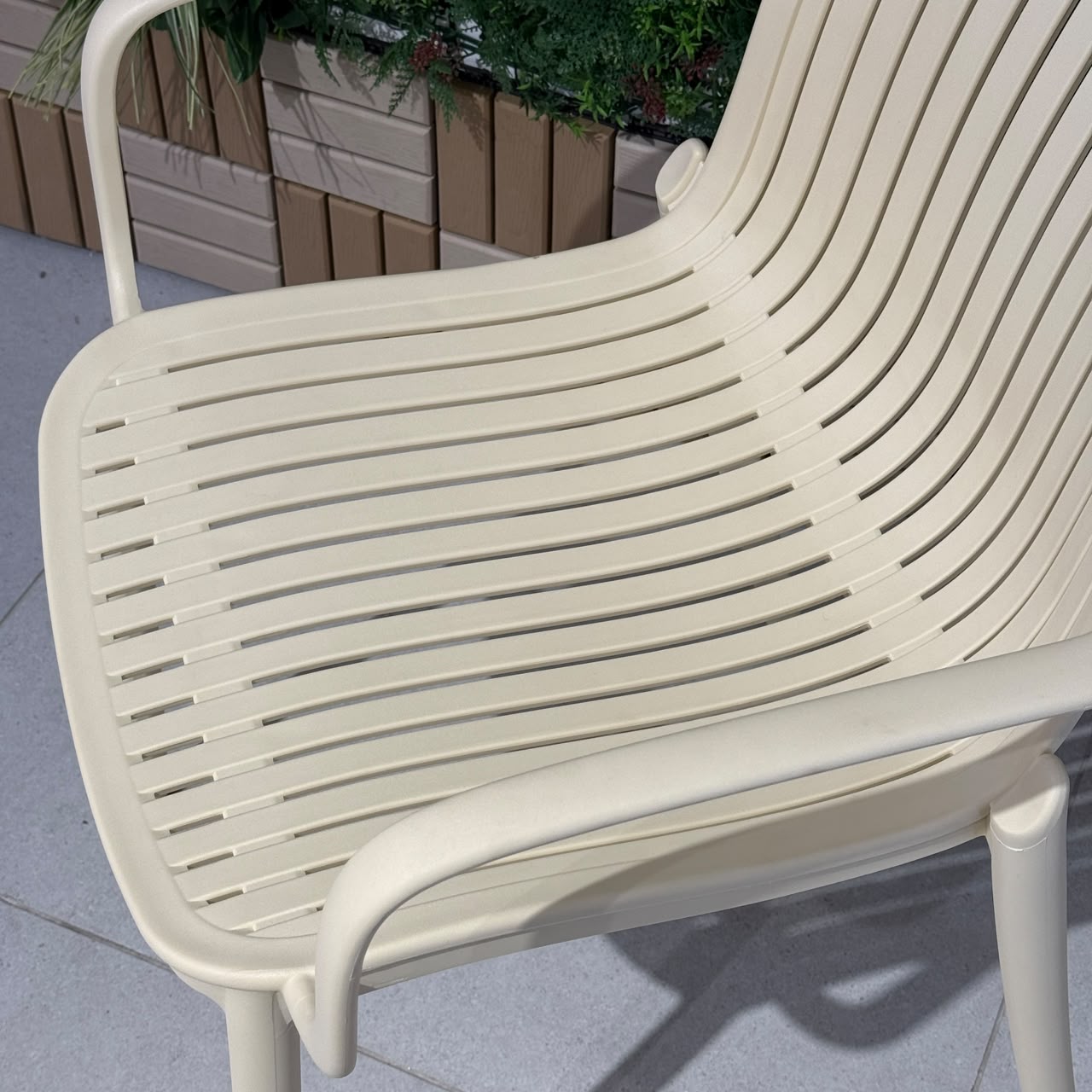 Arden DK-011F – Modern Outdoor Armchair