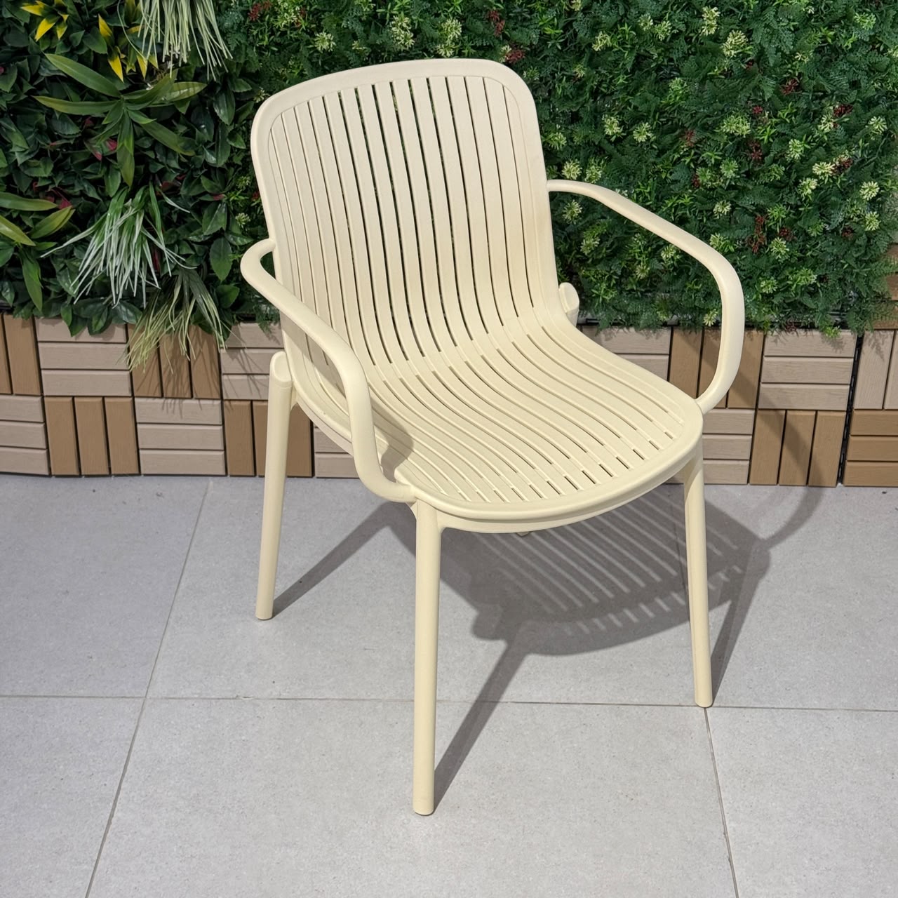 Arden DK-011F – Modern Outdoor Armchair