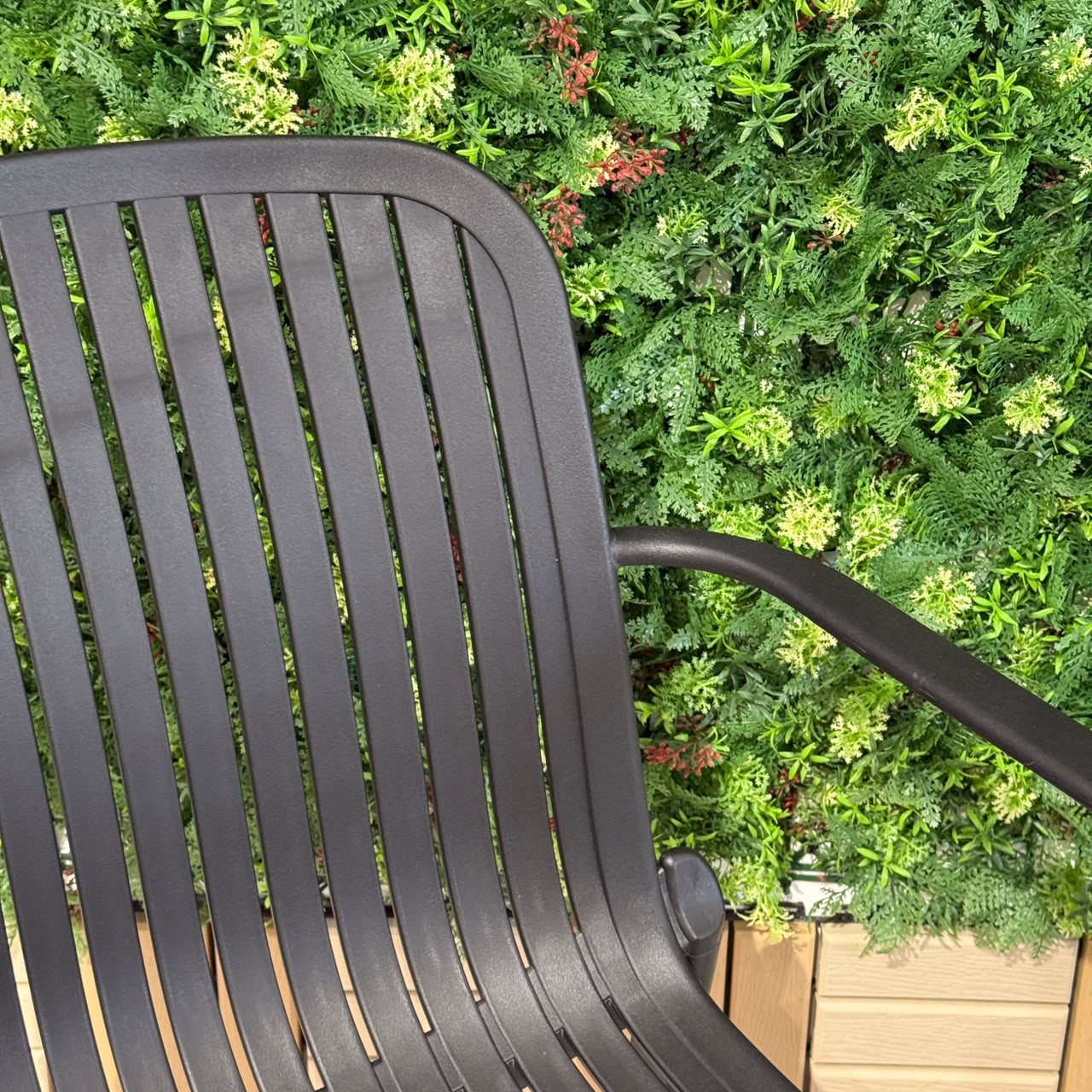 Arden DK-011F – Modern Outdoor Armchair