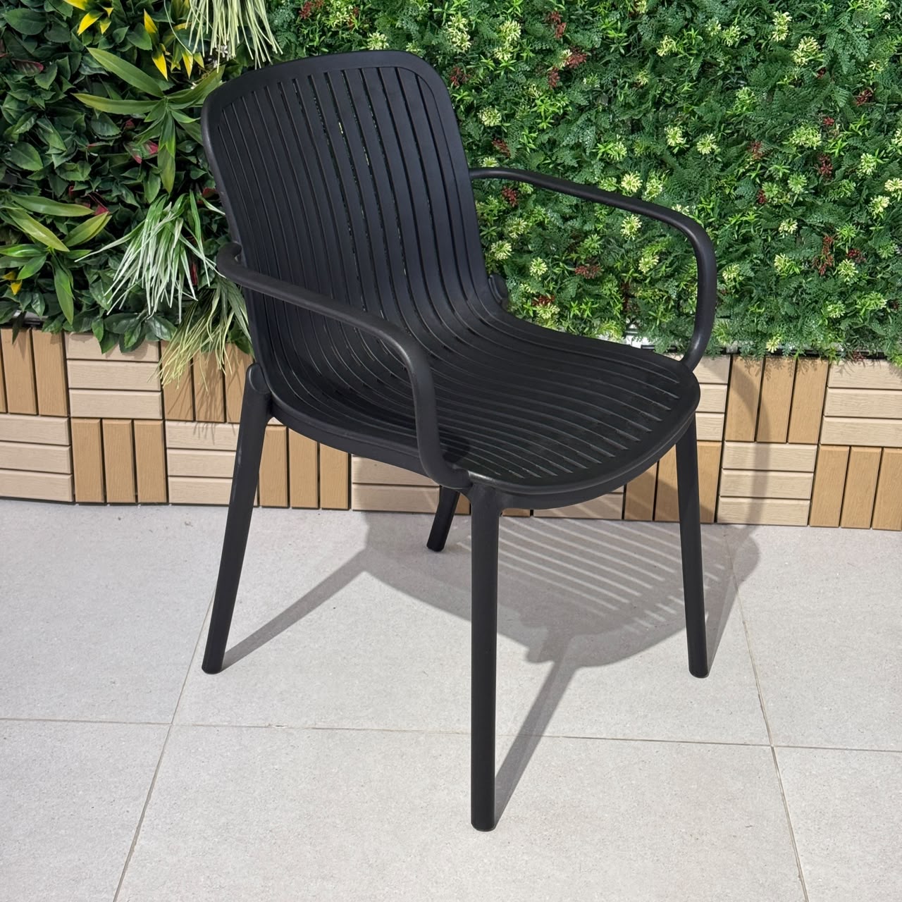 Arden DK-011F – Modern Outdoor Armchair