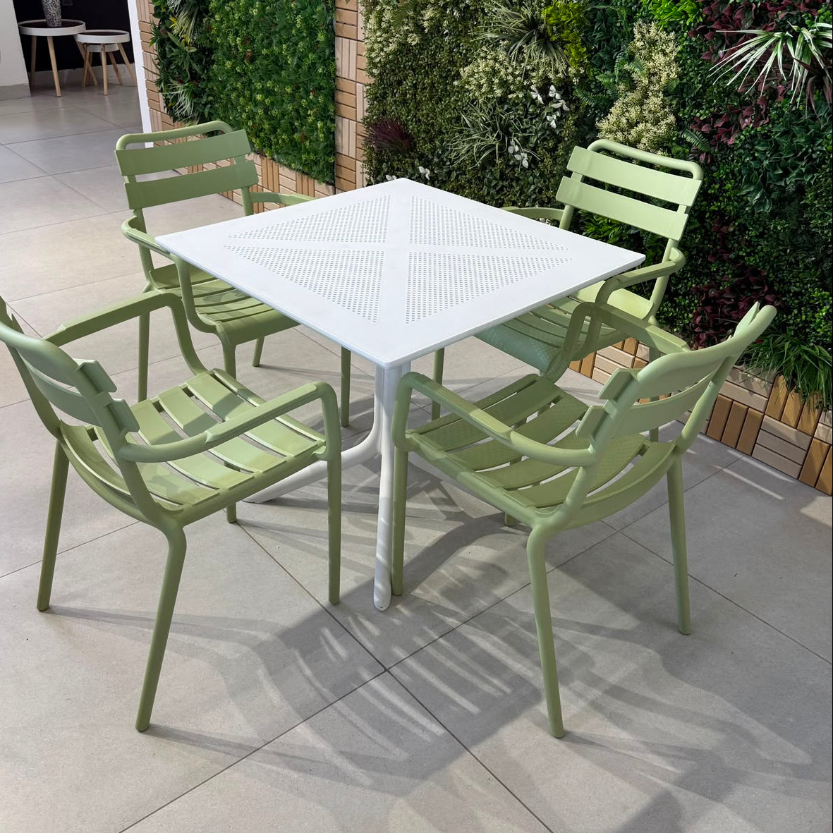 Modern Outdoor Dining Table & Chair Set - White & Light Green