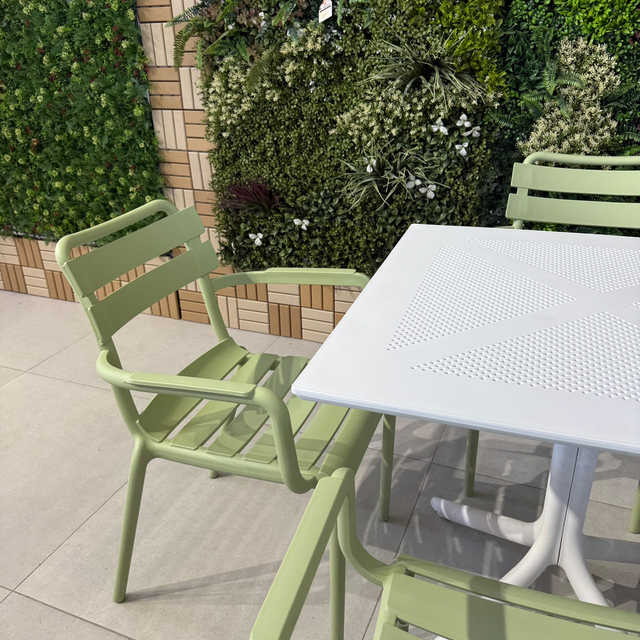 Modern Outdoor Dining Table & Chair Set - White & Light Green