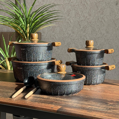 Luxury Non-Stick Cookware Set With Wooden-look handles