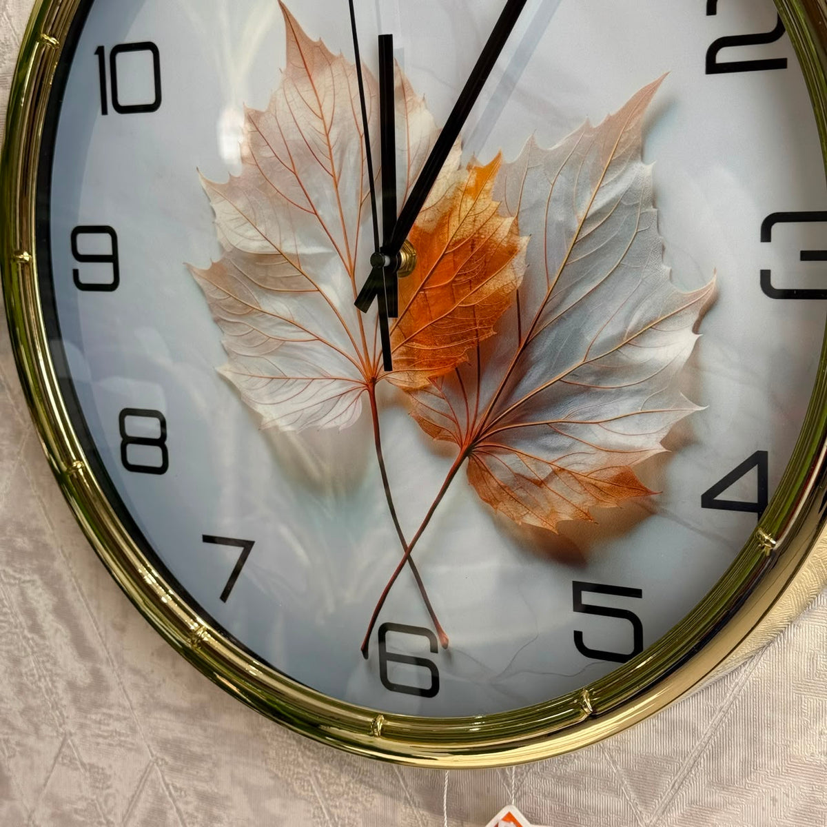 ساعة حائط ديكورية حديثة