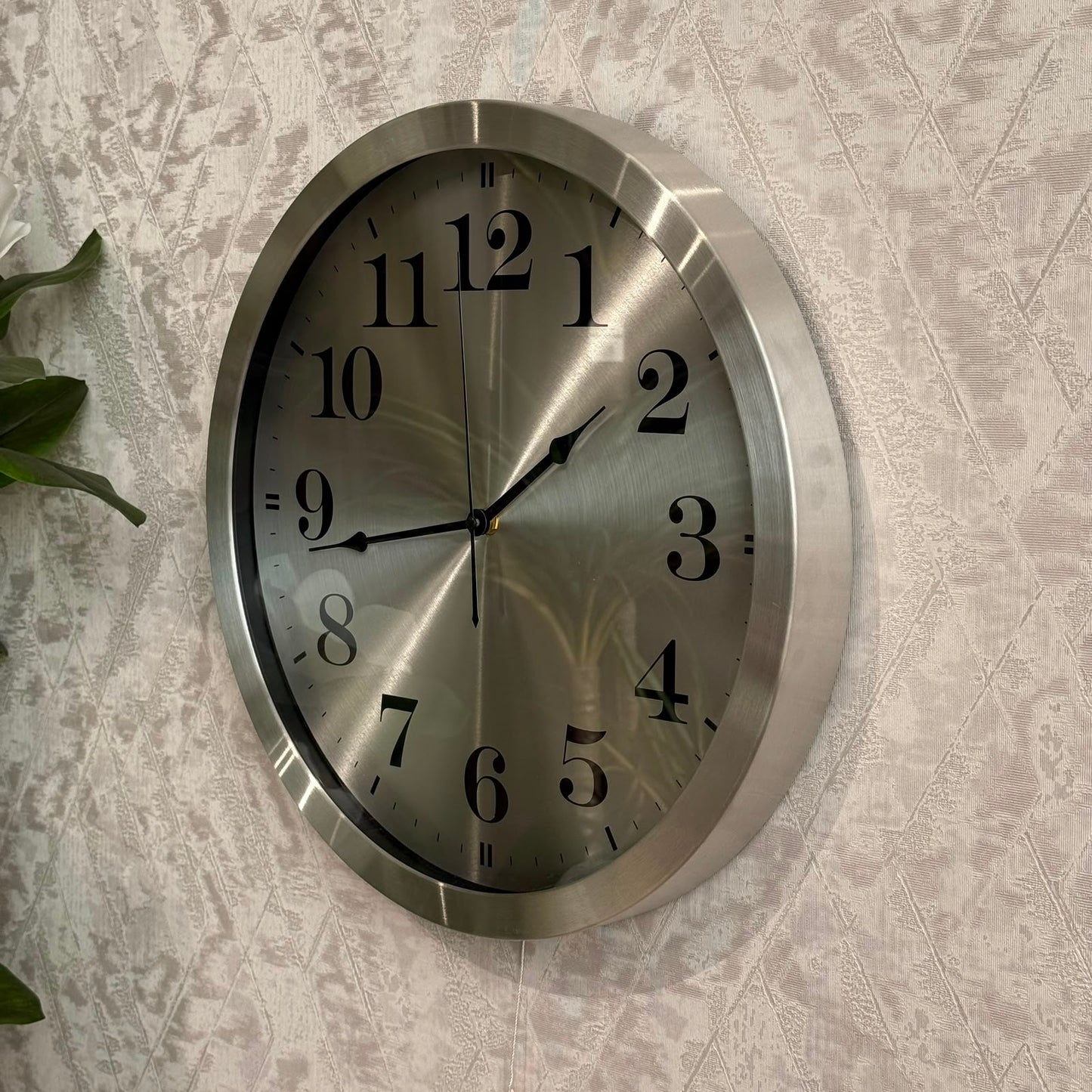 Elegant Classic Wall Clocks