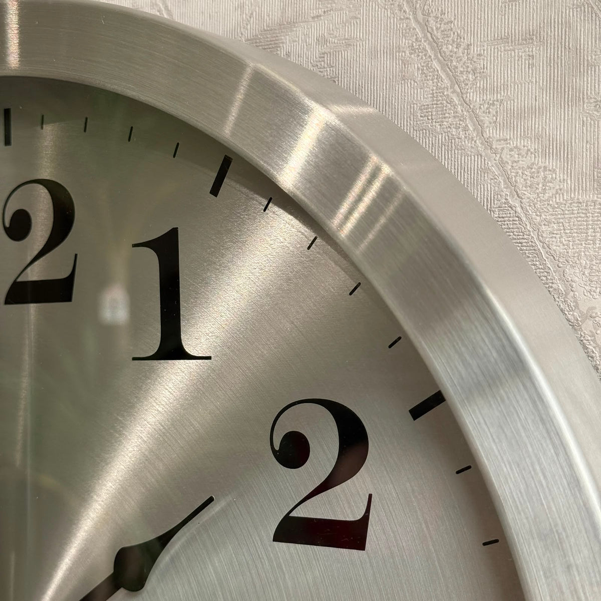 Elegant Classic Wall Clocks