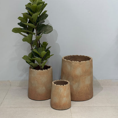 Handcrafted Scalloped Rim Rustic Pots