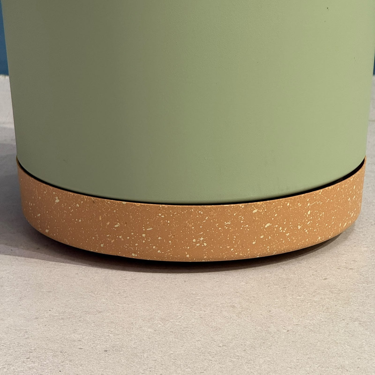 Plastic Plant Pot with Saucer Tray