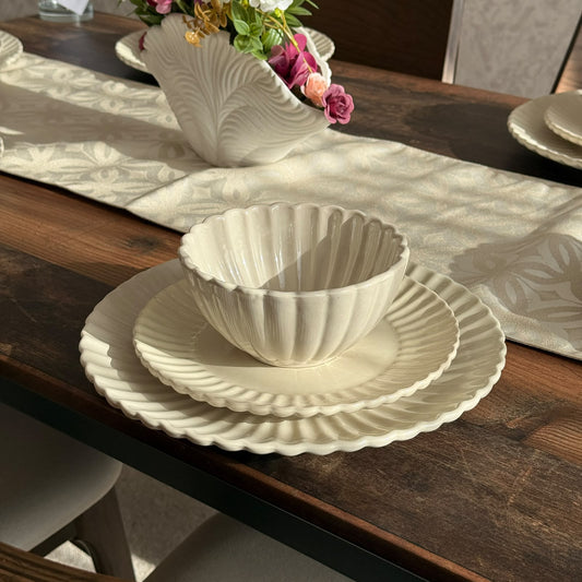 Vintage Fluted Ceramic Dinnerware Set - 18 PCS