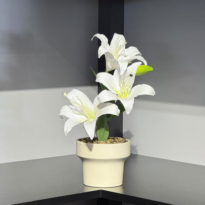 LILY - Luxury Potted Artificial Roses