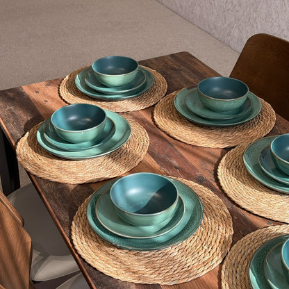 Vintage Ceramic Dinnerware Set - 18 PCS