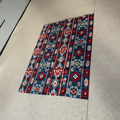 ڕایەخی ناوازە بە نەخشی خێڵەکی