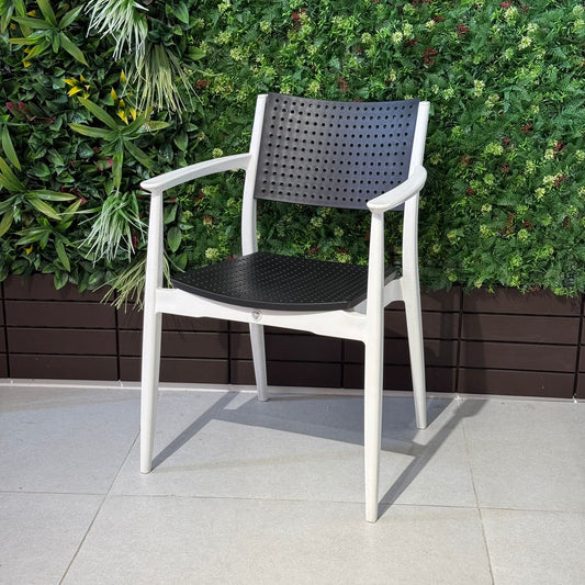 ISK - Verda Luxe Plastic Outdoor Chair