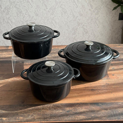 Enamel Cast Iron Dutch Oven Pot with Self-Basting Lid