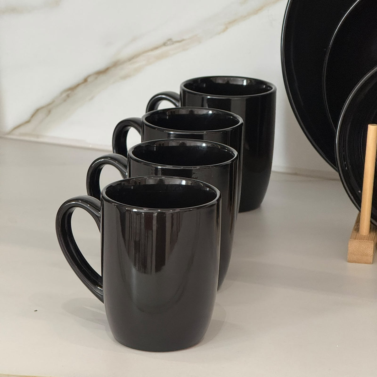 Luxury Black Ceramic Dinnerware Set - 16 PCS
