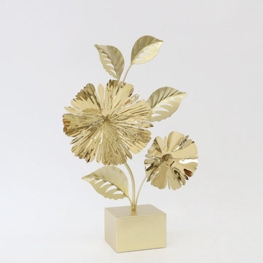 زينة طاولة معدنية على شكل زهرة ذهبية
