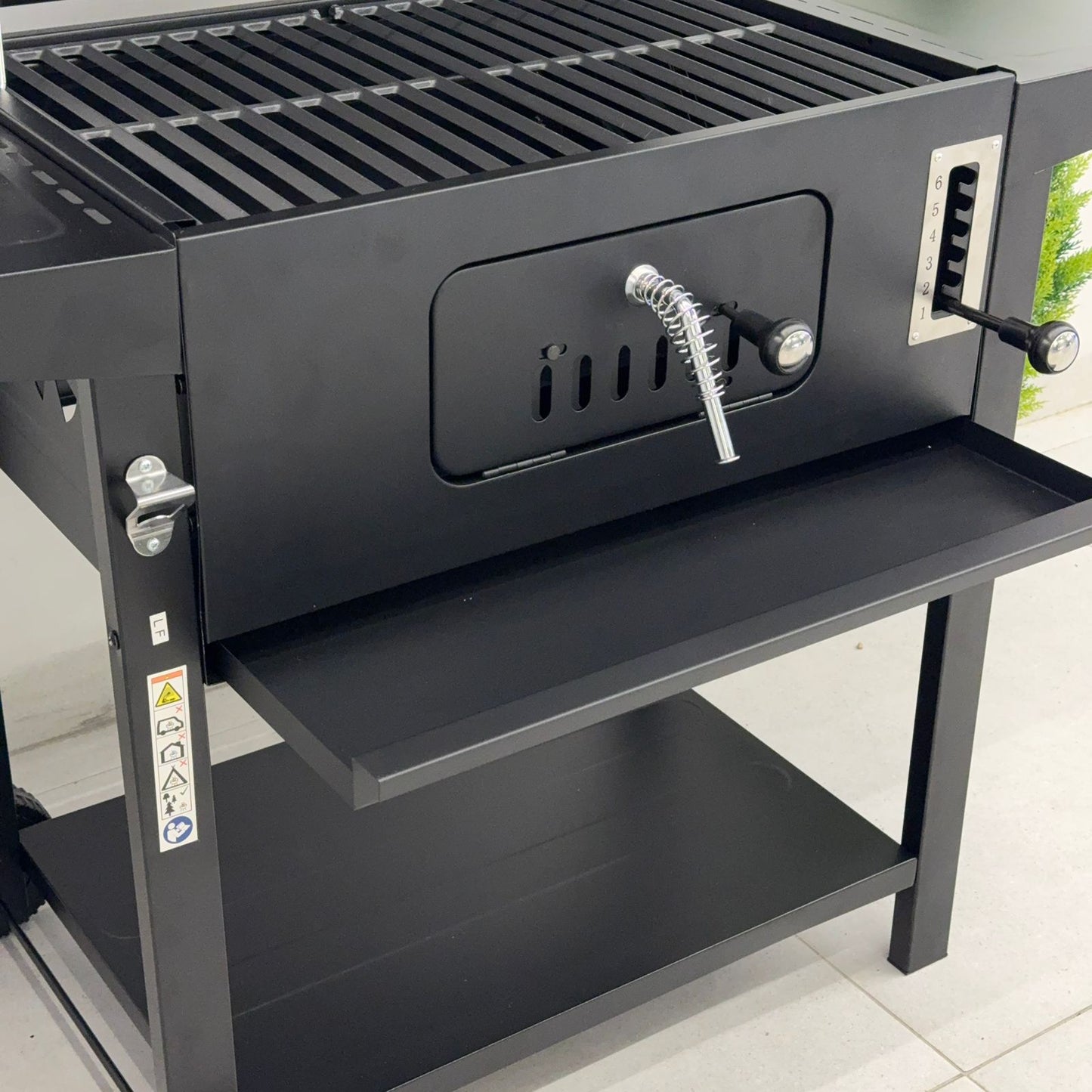 مەقەڵەی گەورەو کارا بە ڕەفەی لایەنی و هەڵگرتنەوە