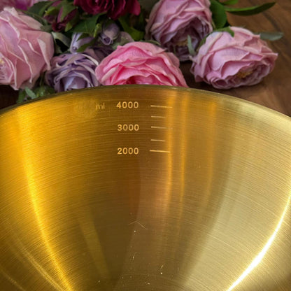 أوعية خلط وتقديم فاخرة متعددة الاستخدامات من الفولاذ المقاوم للصدأ باللون الذهبي - مع علامات قياس