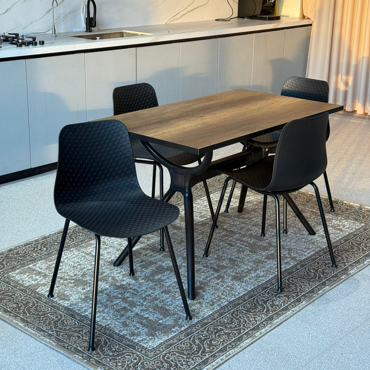 Milo Table & Black Modern Chairs Dining Set