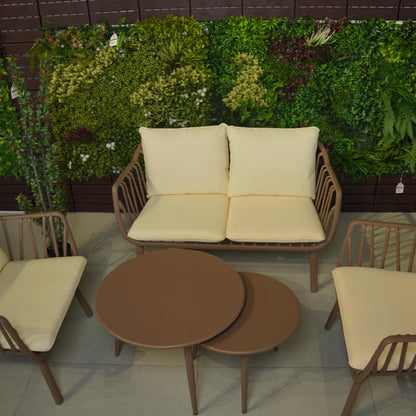 طقم كراسي خارجي بتصميم مودرين