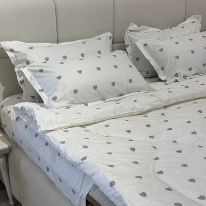 Elegant Bedding Set – 6 Pieces