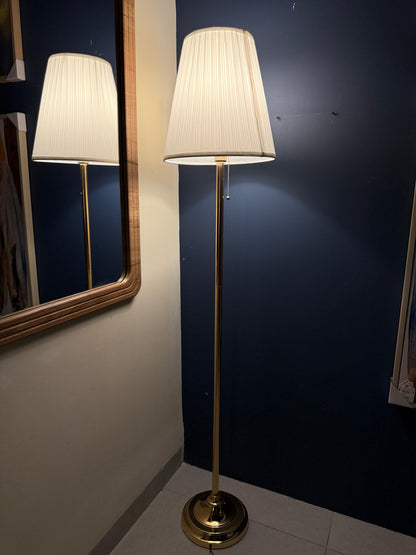 Elegant Gold Floor Lamp with Pleated Fabric Shade