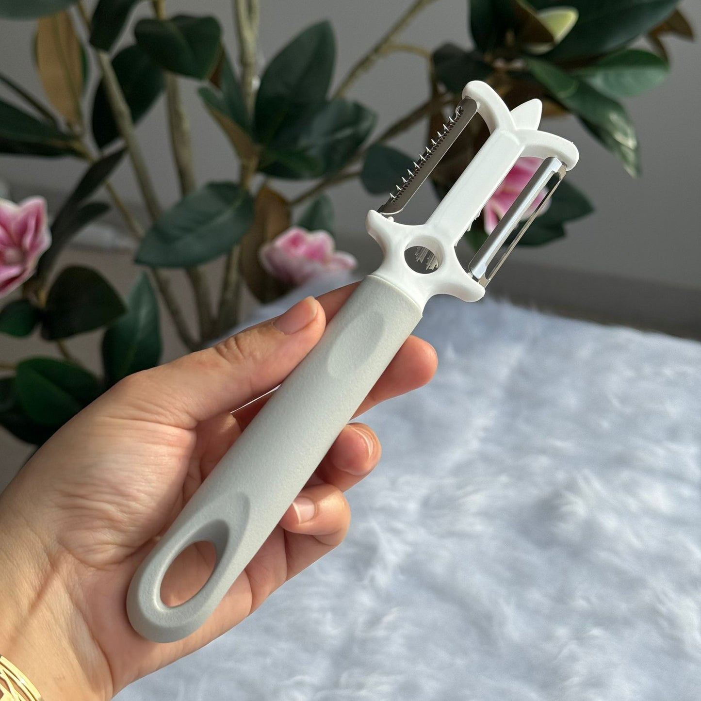 3-in-1 Multi-Purpose Cleaning Brush & Scraper