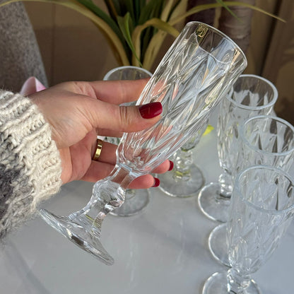 سێت پەرداخی شووشەی ناوازاو شیک 