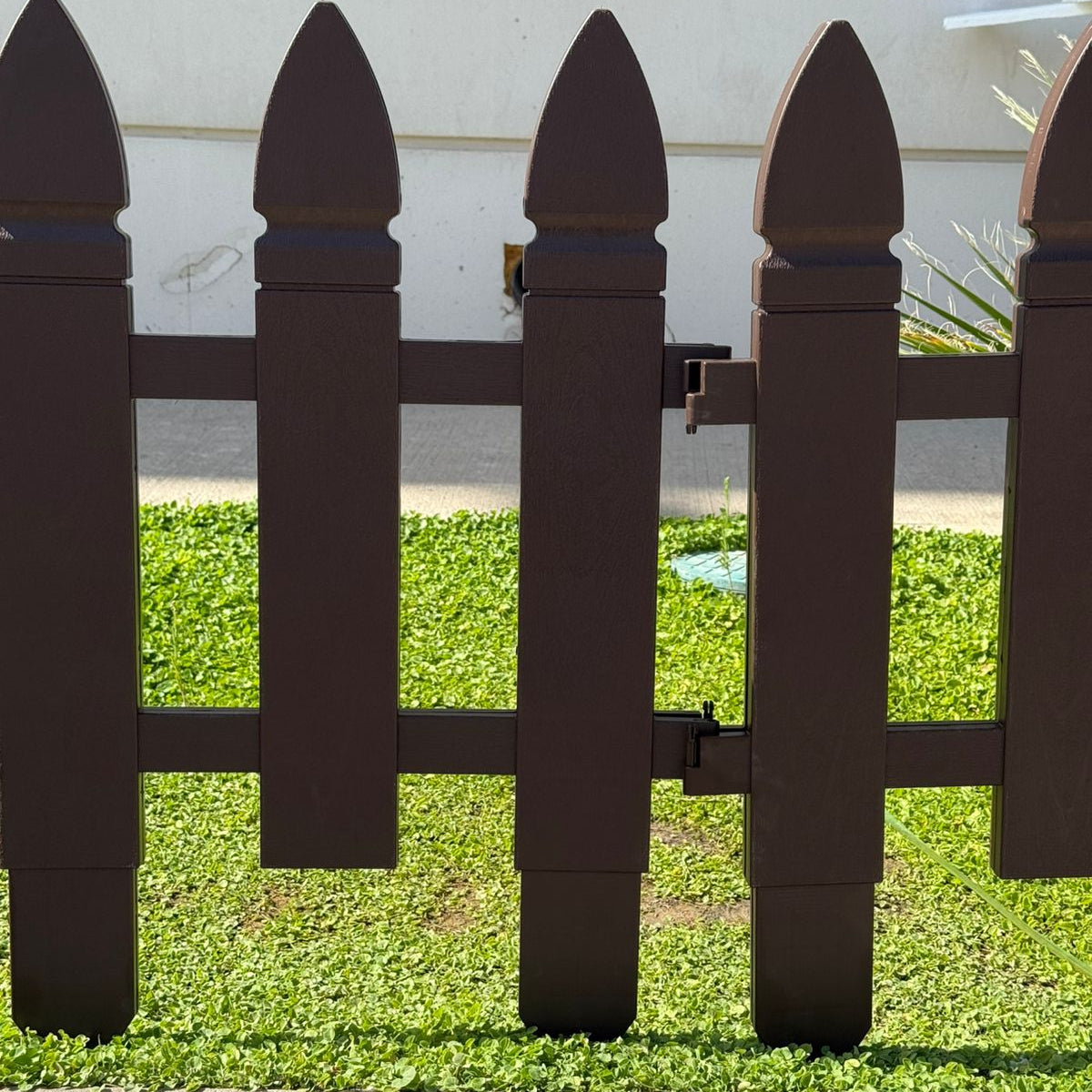 Plastic Picket Garden Fence