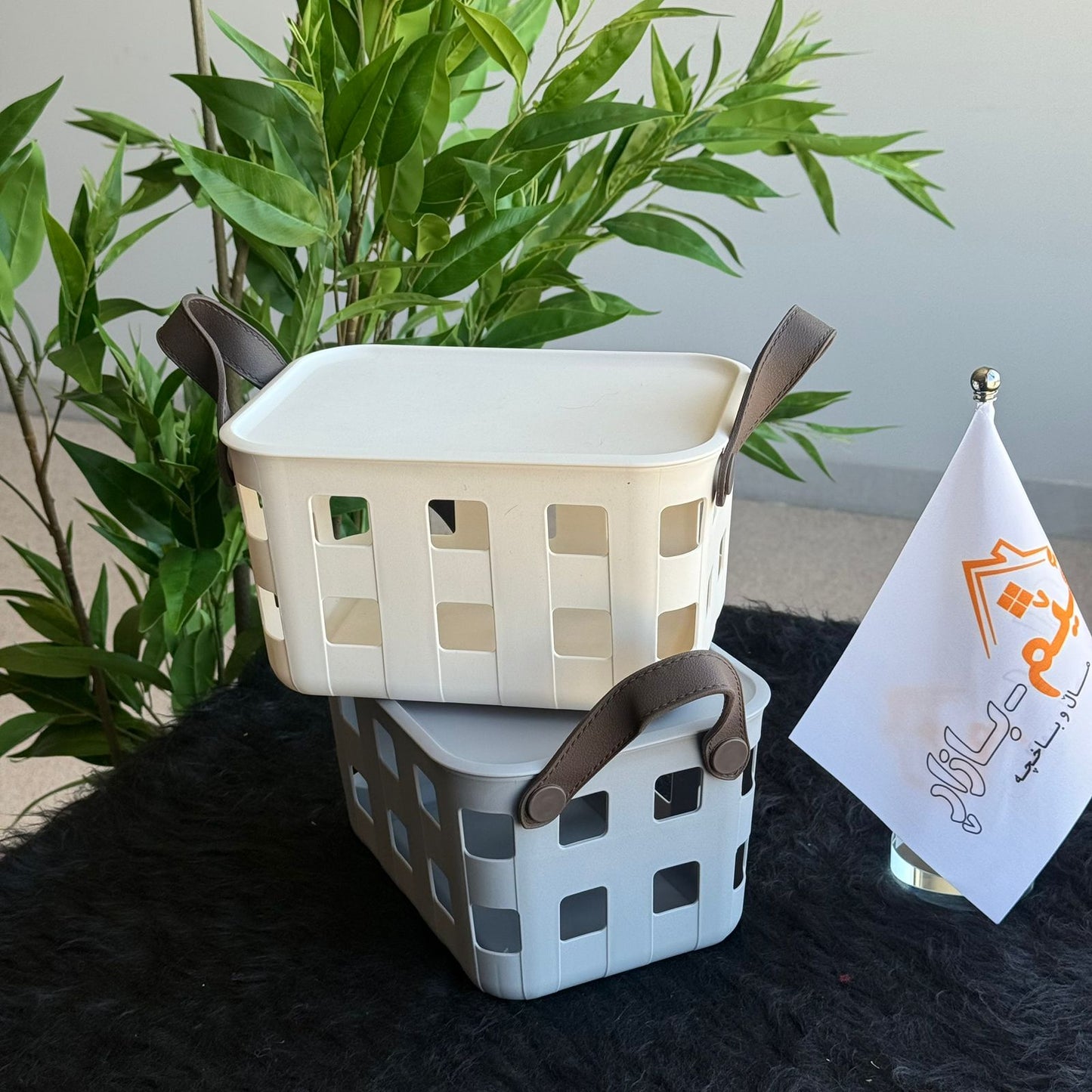 Stackable & Ventilated Design Plastic Storage Baskets With Handles