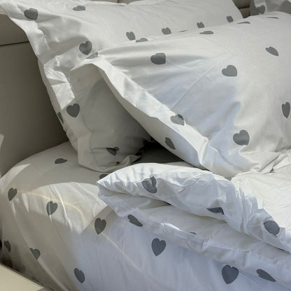 Elegant Bedding Set – 6 Pieces