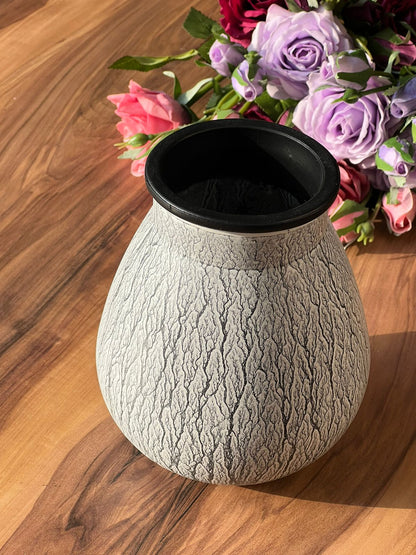 المزهريات العتيقة المزخرفة المرسومة باليد