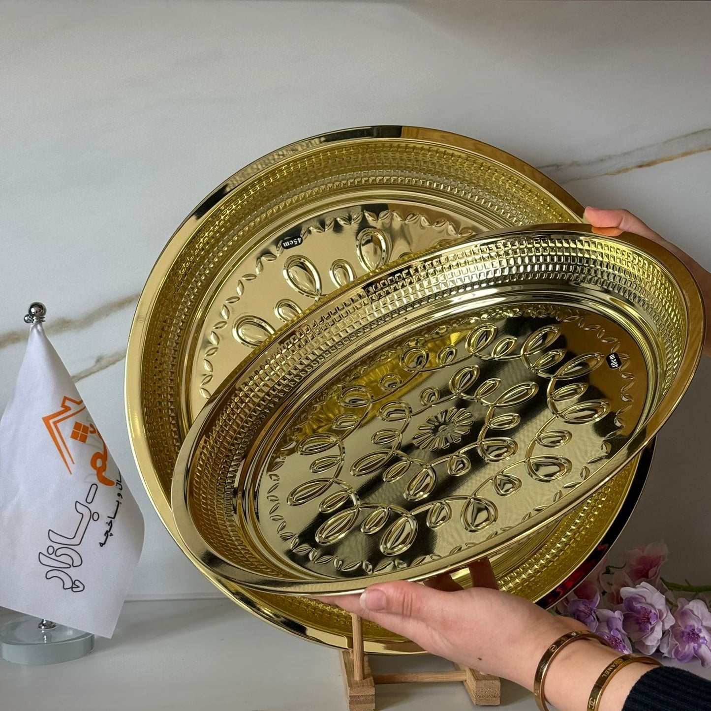 Decorative Metal Serving Tray (Gold / Silver / Bronze)