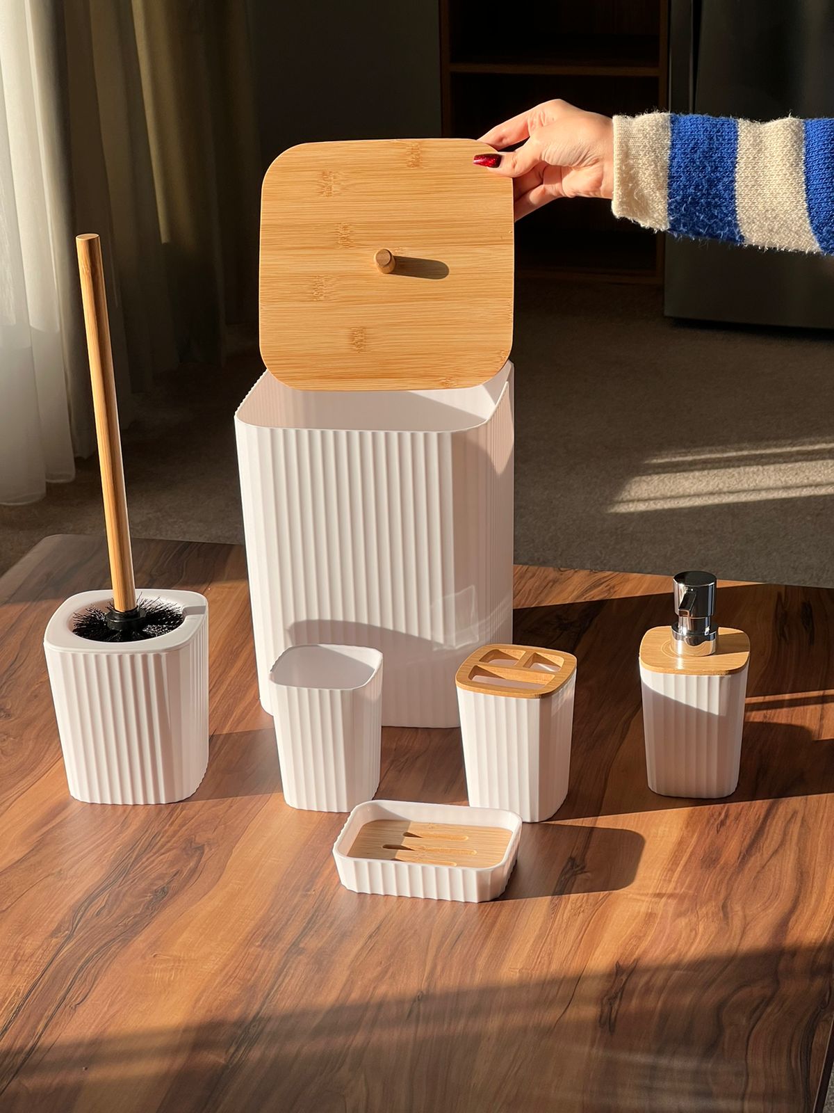 طقم إكسسوارات حمام عصري مكون من 6 قطع