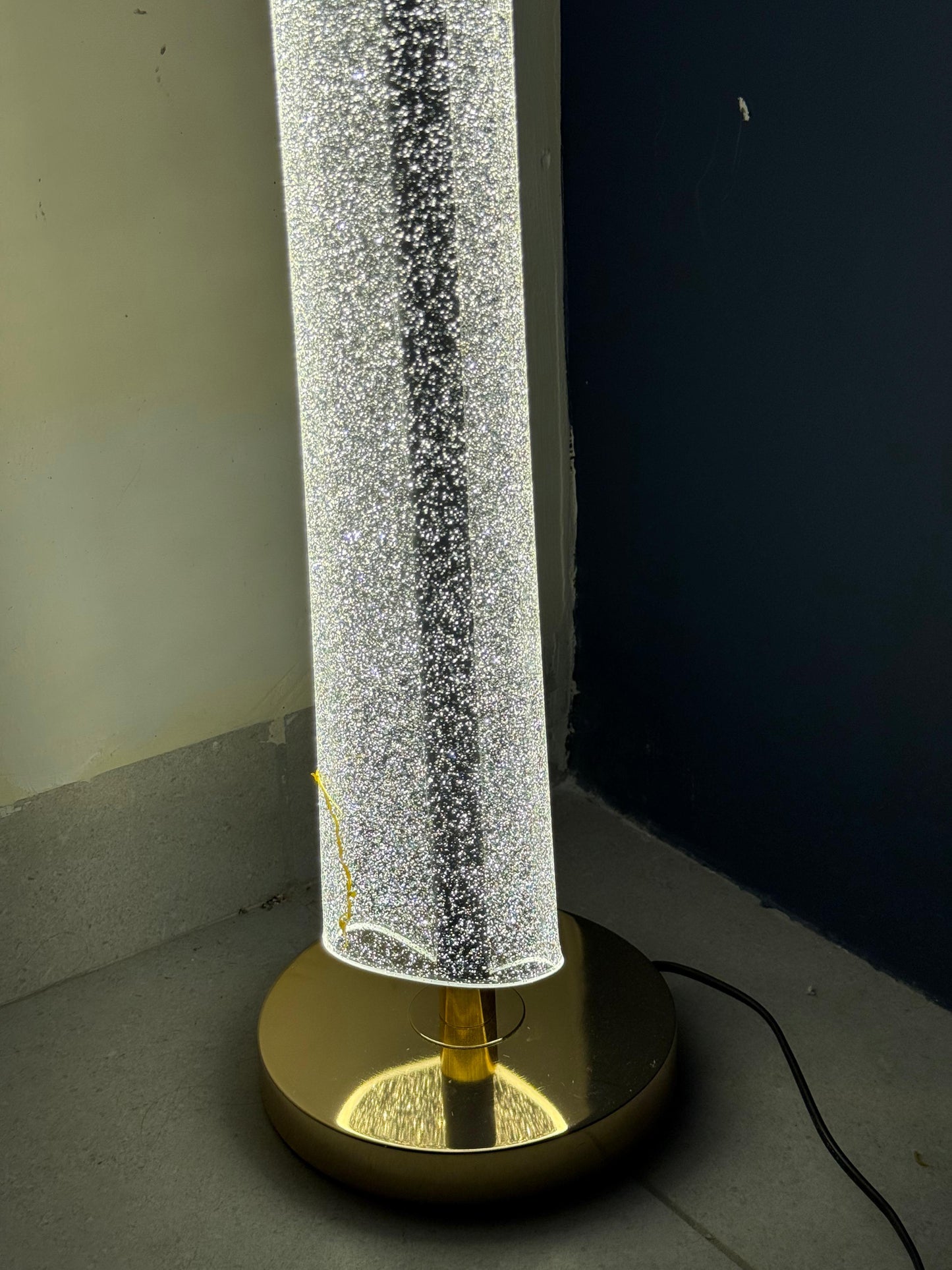 چرای کریستاڵی ئەرزی مۆدێرن