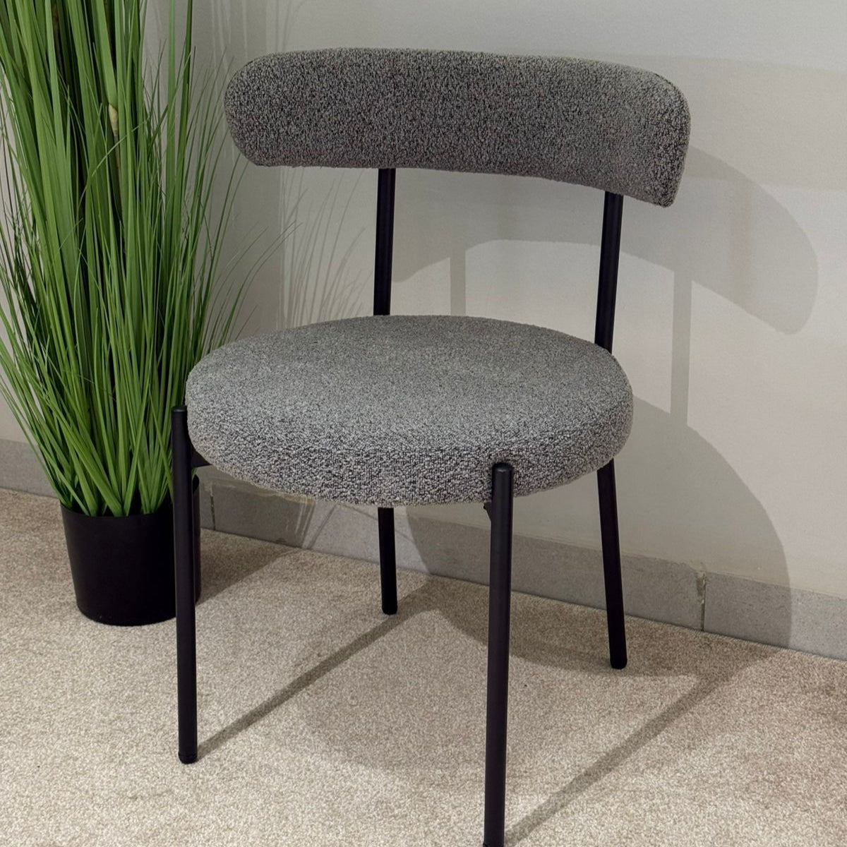 Tina Modern Metal Indoor Chair