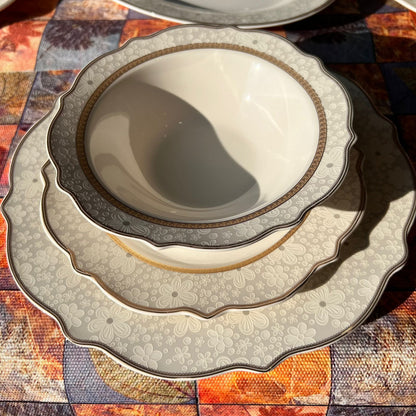 20PCS Porcelain Wavy Gold Dining Tableware Set