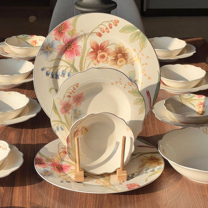 28PCS Porcelain Floral Wavy Dining Tableware Set