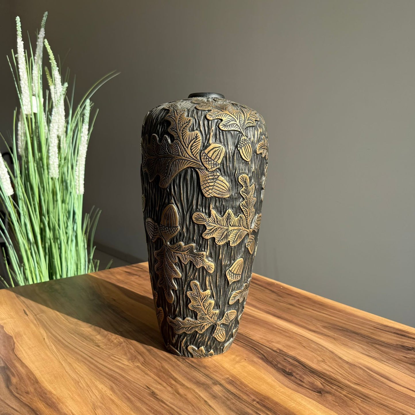 Hand Painted Luxury Ceramic Vase