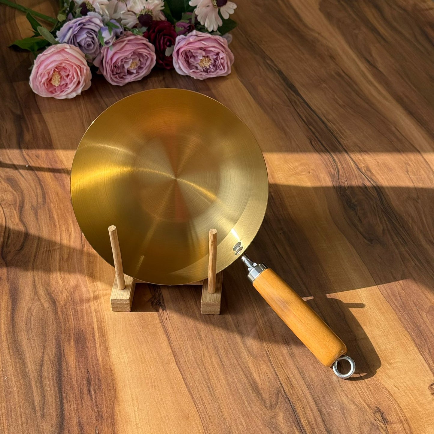 Luxury Frying Pan With Wooden Handle