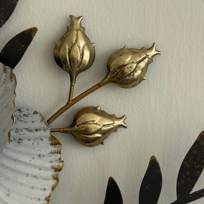 Metal Flower With Frame Wall Decor