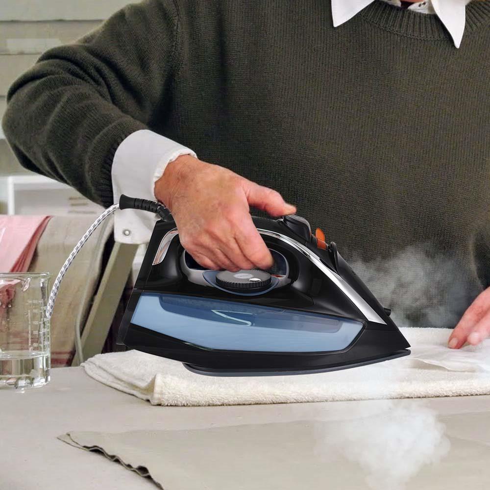 Ceramic Soleplate Steam Iron