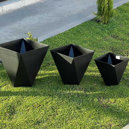 Modern Indoor/Outdoor Plant Pot
