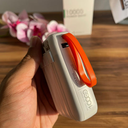 باور بانك 4 في 1 بسعة 10000 مللي أمبير | كابلات مدمجة، شاشة LED، ومصباح يدوي